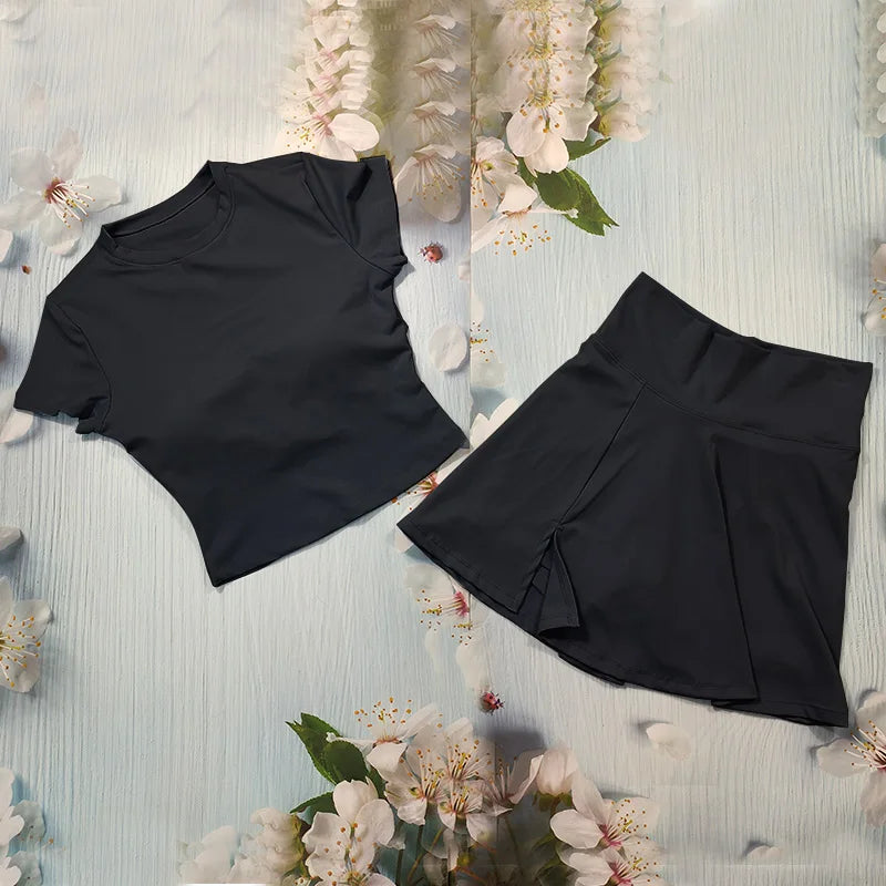 NICOLE SET - Sports T-shirt & Skirt
