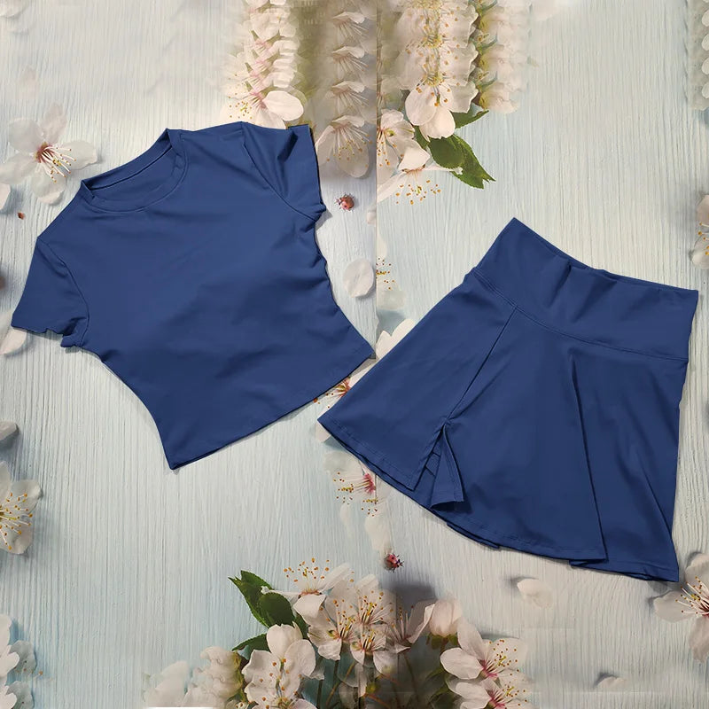 NICOLE SET - Sports T-shirt & Skirt