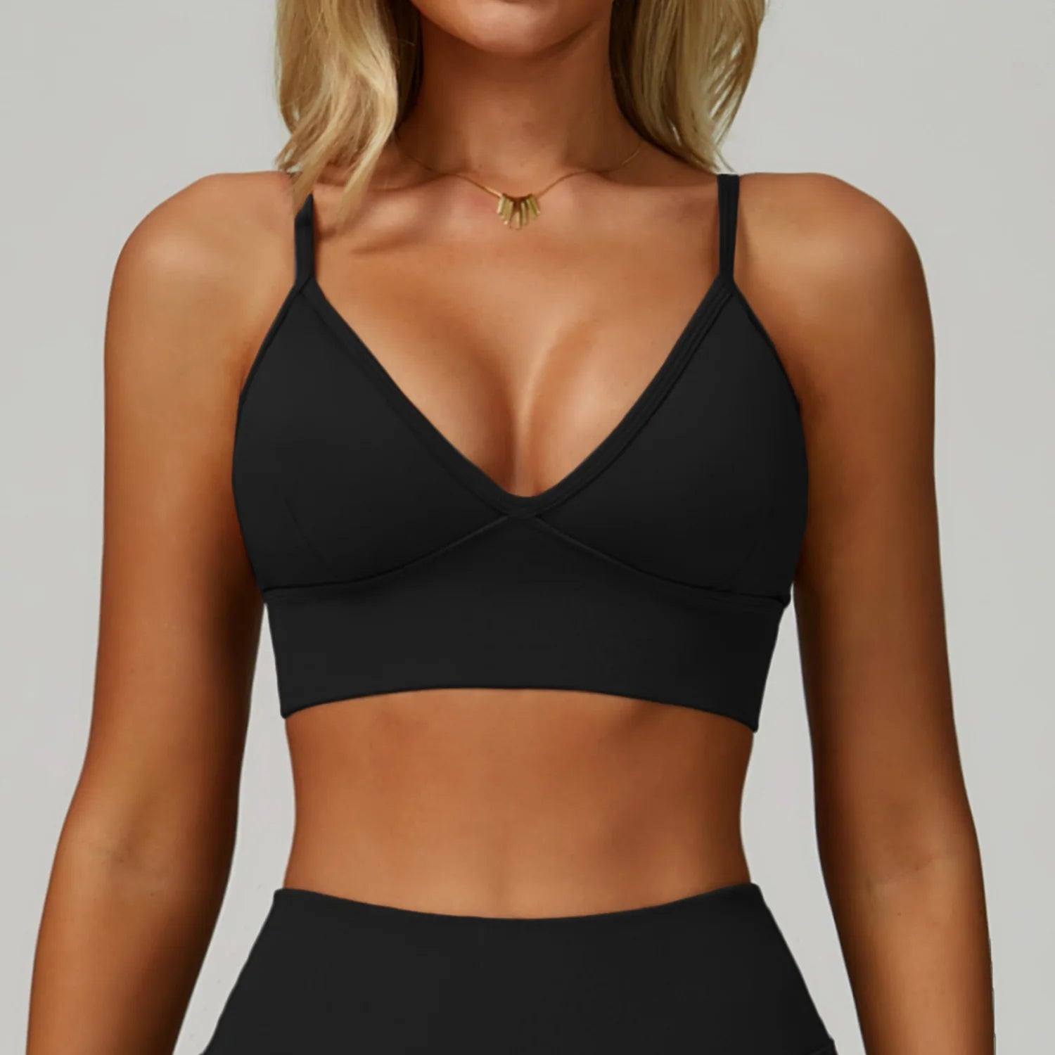 SLEEK SPORTS BRA – LIFT & SHAPE CROP TOP