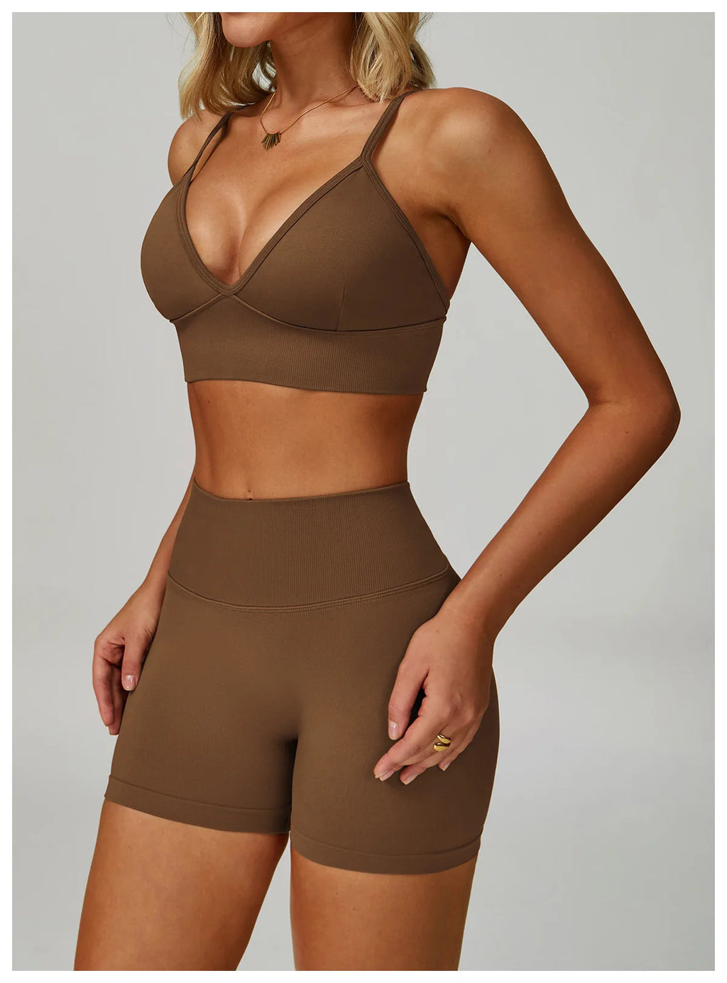 SLEEK SPORTS BRA – LIFT & SHAPE CROP TOP